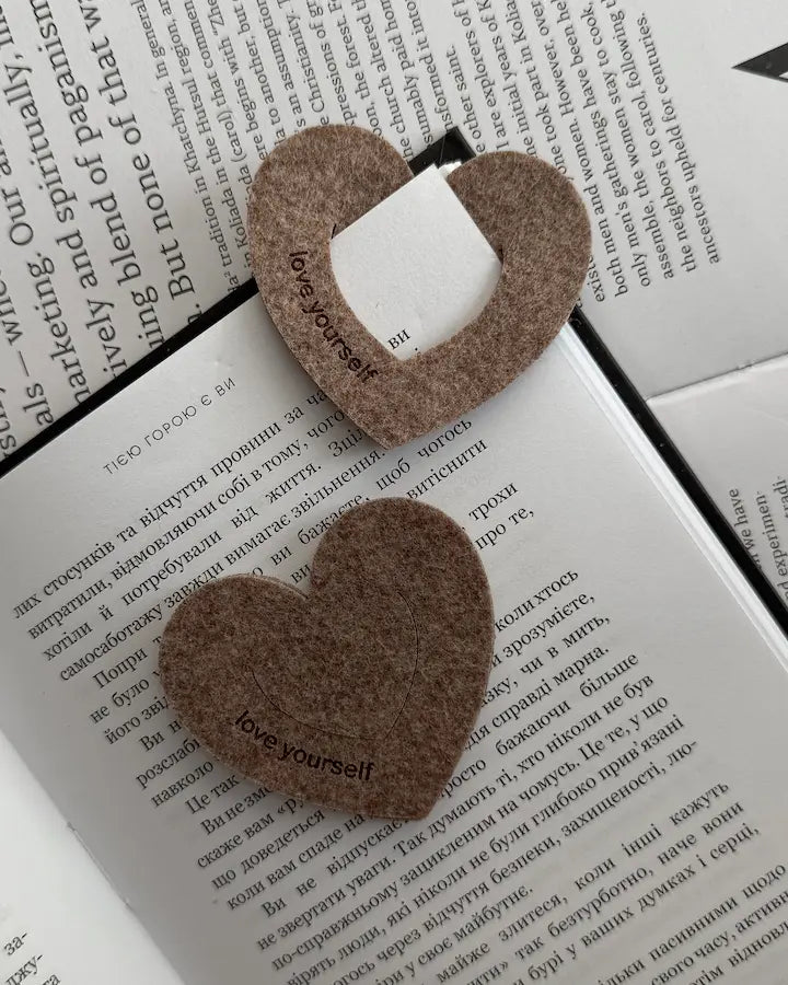 Закладки для книжок з еко-фетру, кольору капучино